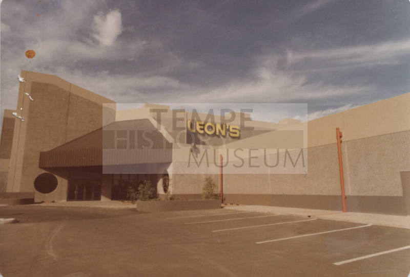 Leon's  Furniture   - 550 West  Southern Avenue, Tempe, Arizona