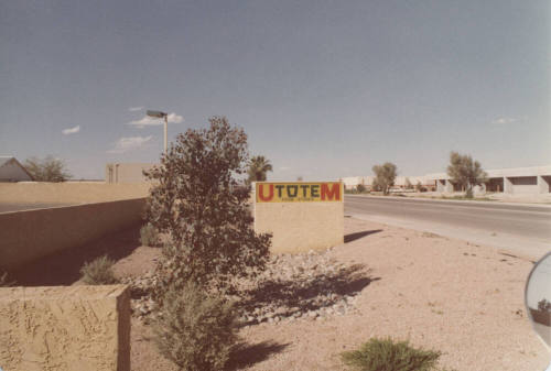 U-Tote M  - 1010 West  Southern Avenue, Tempe, Arizona