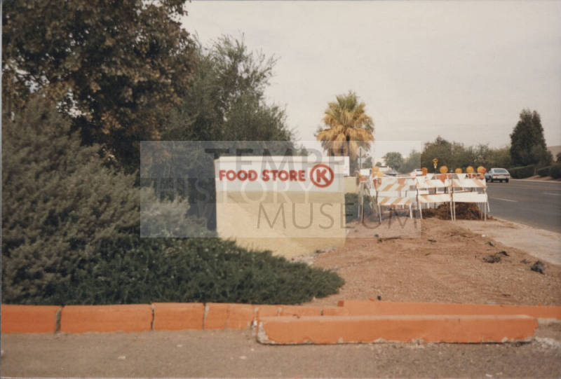 Circle K Food Store  - 1323  West Southern Avenue, Tempe, Arizona
