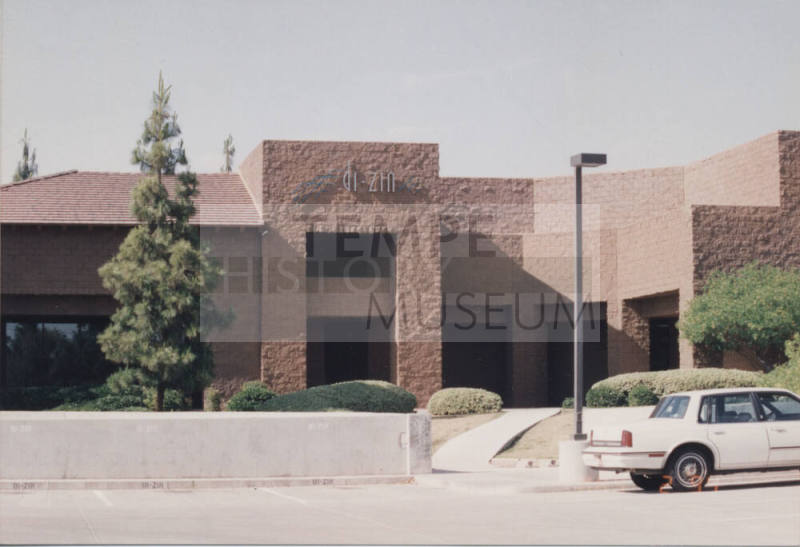 Di - Zin Hair Services  - 1420 East Southern Avenue, Tempe, Arizona