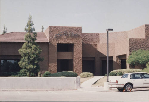 Di - Zin Hair Services  - 1420 East Southern Avenue, Tempe, Arizona