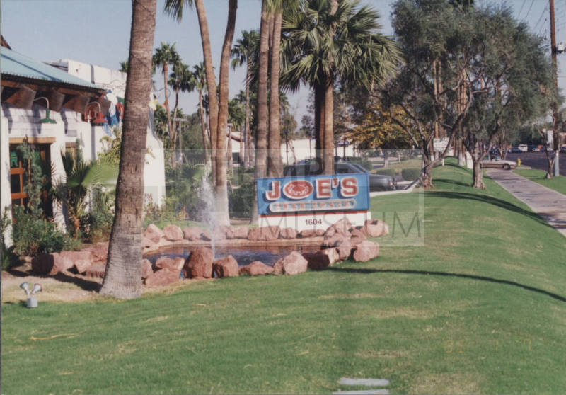 Joe's Crab Shack  - 1604 East Southern Avenue,  Tempe, Arizona