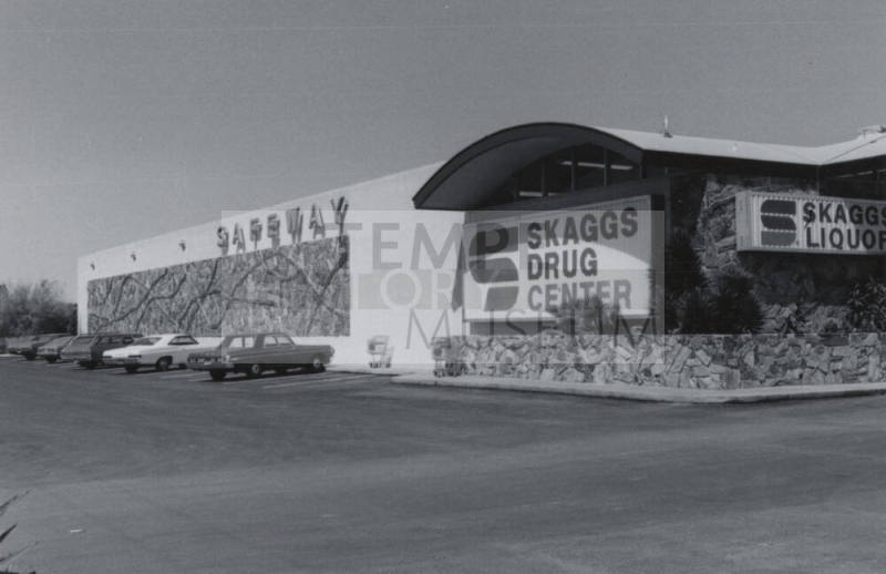 Safeway Grocery Store - 926 East Broadway Road, Tempe, Arizona