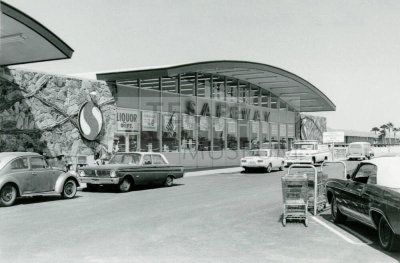 Safeway Grocery Store - 926 East Broadway Road, Tempe, Arizona