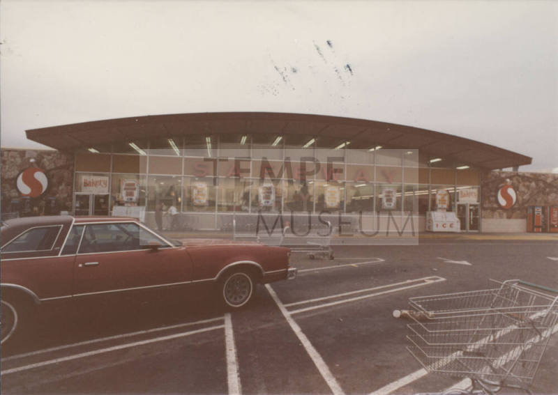 Safeway Grocery Store - 926 East Broadway Road, Tempe, Arizona