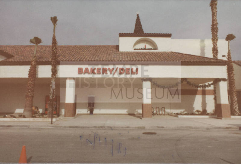 Safeway Stores Inc.  -  1706  East Southern Avenue,  Tempe, Arizona