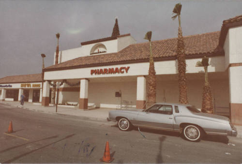 Safeway Stores Inc.  -  1706  East Southern Avenue,  Tempe, Arizona