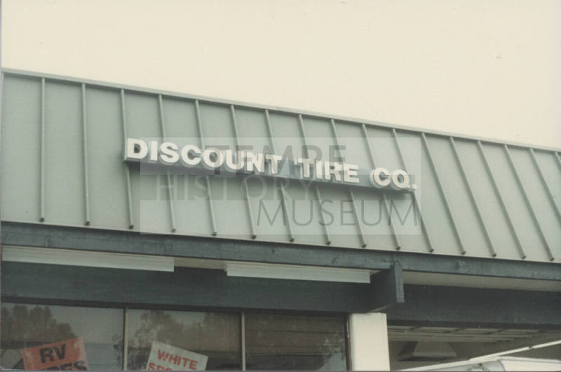 Discount Tire Company  -  1709  East Southern Avenue,  Tempe, Arizona