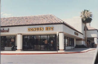 Donuts Etc.  -  1727  East Southern Avenue,  Tempe, Arizona