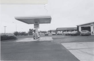 Paul & Carl's Arco Service   - 3233 South Mclintock Drive,  Tempe, Arizona