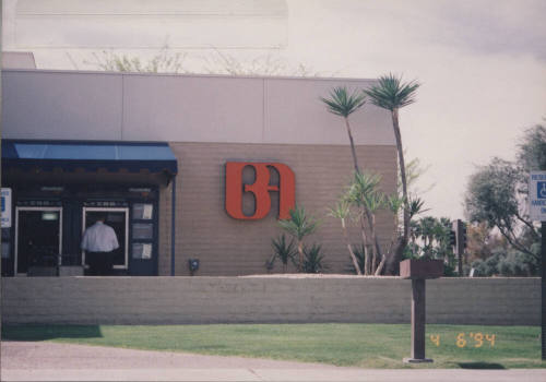 Bank Of America   - 1801 East Southern Avenue,  Tempe, Arizona