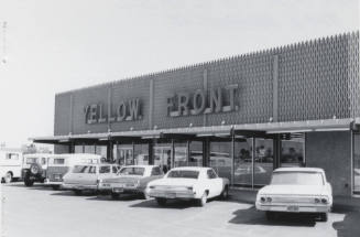 Yellow Front Checker Auto Center - 929 East Broadway Road, Tempe, Arizona