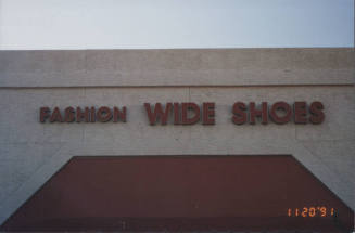 Fashion Wide Shoes   -  1804  East Southern Avenue,  Tempe, Arizona