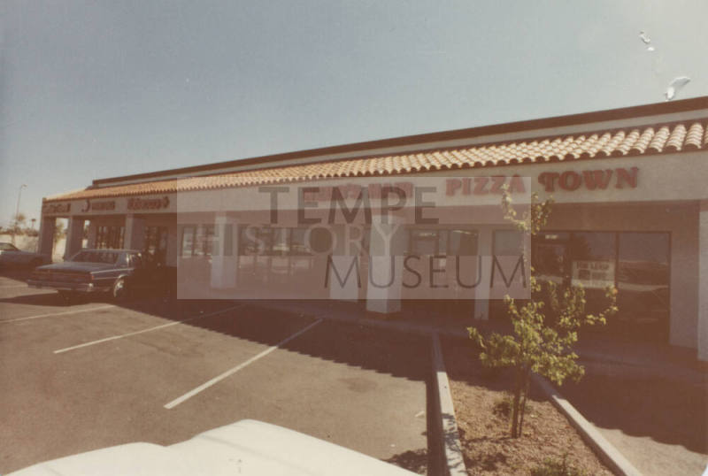 Webb's Hair   - 1825  East Southern Avenue, Tempe, Arizona