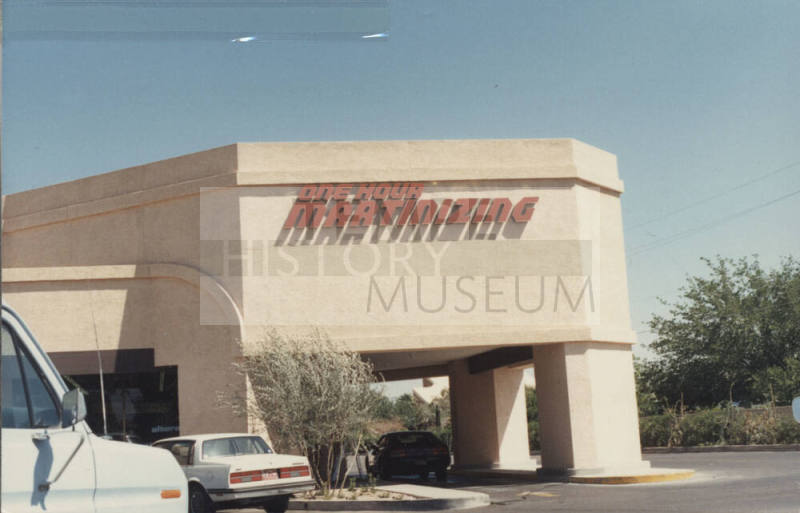 One Hour Martinizing  - 1838 East Southern Avenue, Tempe, Arizona