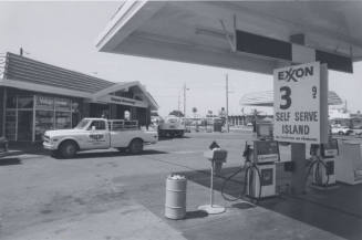 Exxon Gasoline Station - 909 East Broadway Road, Tempe, Arizona