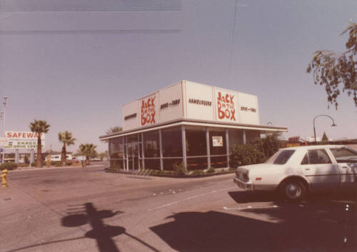 Jack-In-The-Box Restaurant - 942 East Broadway Road, Tempe, Arizona