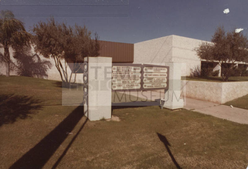 2000 Place Professional Plaza  - 2000  East  Southern Avenue, Tempe, Arizona