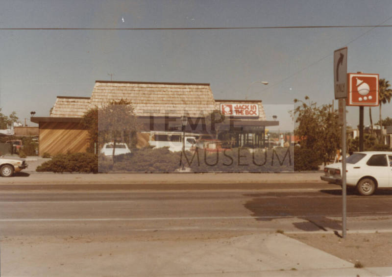 Jack-In-The-Box Restaurant - 942 East Broadway Road, Tempe, Arizona