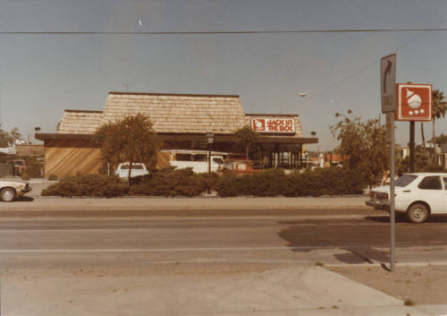 Jack-In-The-Box Restaurant - 942 East Broadway Road, Tempe, Arizona