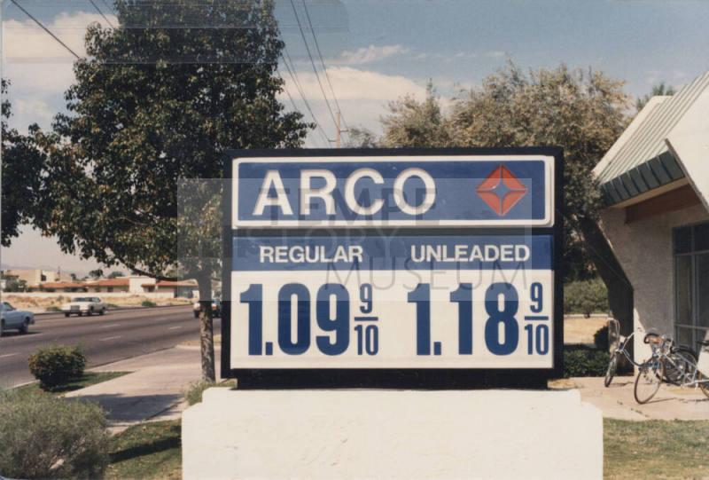 ARCO  -  2188 East  Southern Avenue, Tempe, Arizona