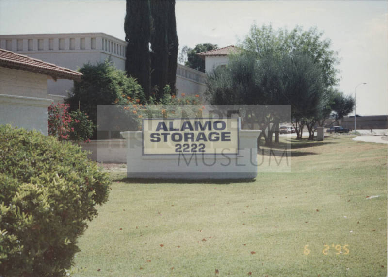 Alamo Storage    -  2222  West  Southern Avenue, Tempe, Arizona
