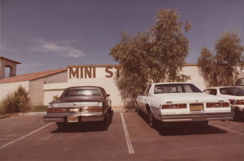Mini  Storage    -  2222  West  Southern Avenue, Tempe, Arizona