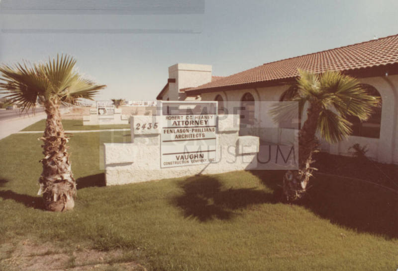 Robert C.C. Heaney Attorney     -  2435  East  Southern Avenue, Tempe, Arizona