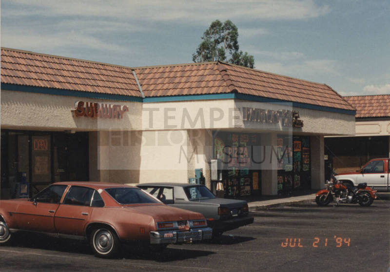 Subway, 2704 West Southern Avenue, Tempe, AZ.