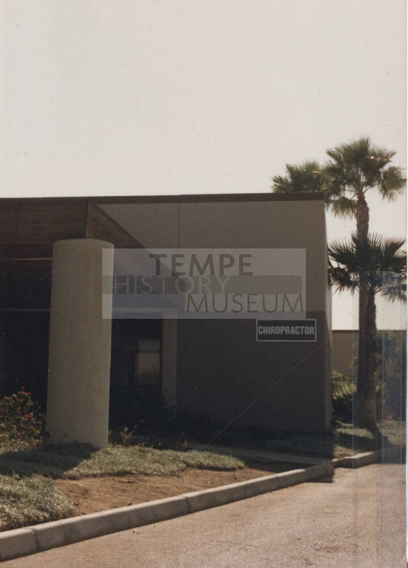 Chiropractor - 2741 West Southern Avenue, Tempe, AZ.