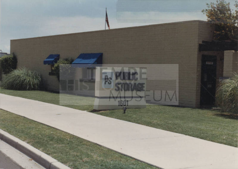 P S Public Storage - 1601 East Southshore Drive, Tempe, AZ.