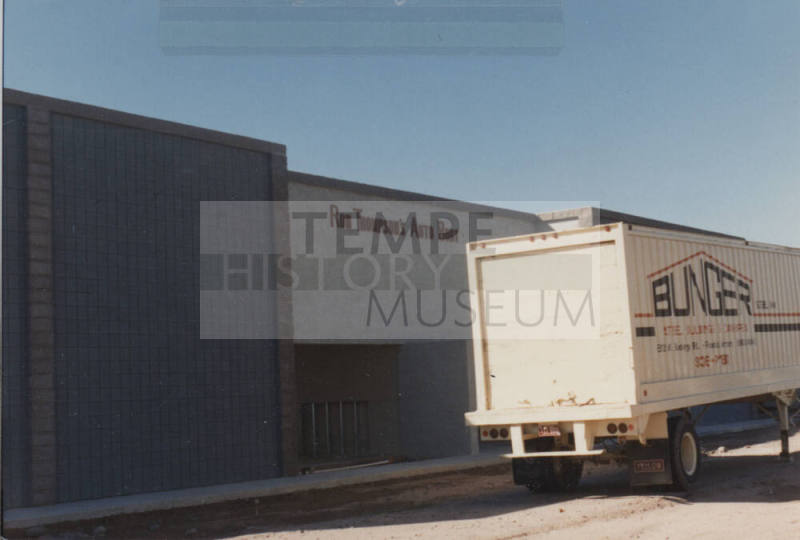 Ron Thompson's Auto Body - 950 North Stadem Drive, Tempe, AZ.