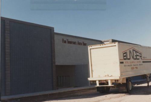 Ron Thompson's Auto Body - 950 North Stadem Drive, Tempe, AZ.