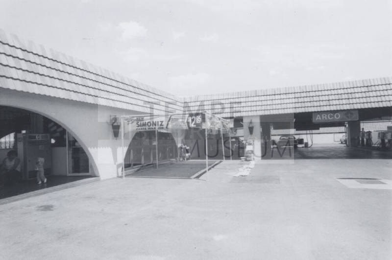 Arco Gasoline Station - 1016 East Broadway Road, Tempe, Arizona