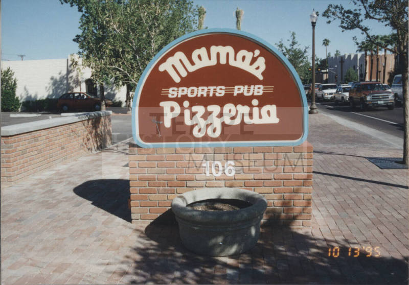 Mama's Pizzeria - 106 East University Drive, Tempe, AZ.