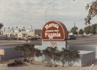 Mama's Pizzeria - 106 East University Drive, Tempe, AZ.