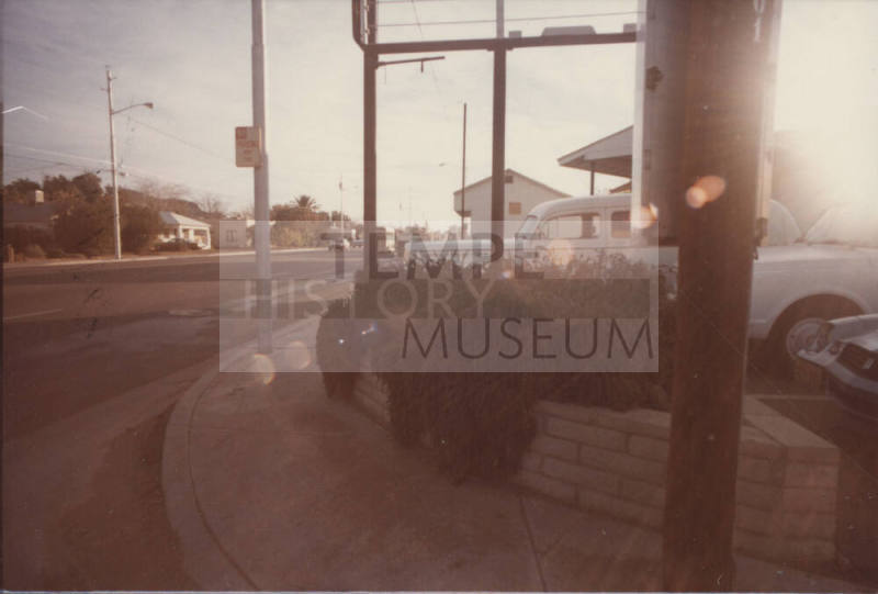 Ronnie's Auto Service  - 527 West University Drive , Tempe, Arizona