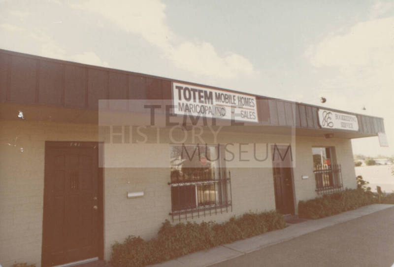 Totem Mobile Homes     - 741  West  University Drive, Tempe, Arizona