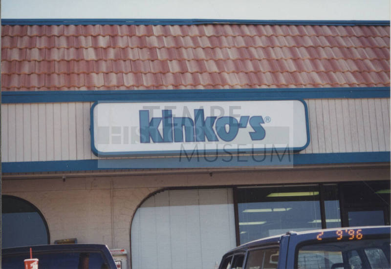 Kinko's   -  933  East  University Drive, Tempe, Arizona