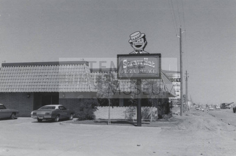 Straw Hat Pizza Restaurant - 1024 East Broadway Road, Tempe, Arizona
