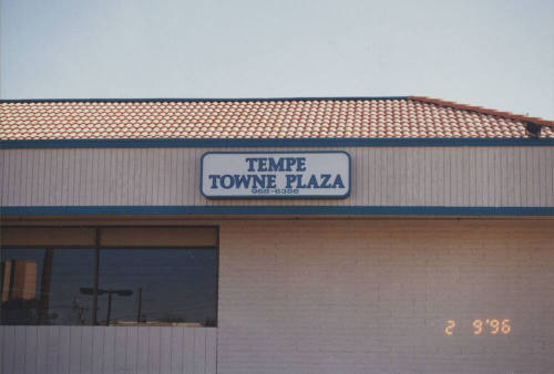 Tempe Towne Plaza   -  933  East  University Drive, Tempe, Arizona