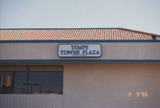 Tempe Towne Plaza   -  933  East  University Drive, Tempe, Arizona