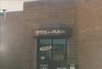 Fotos in a Flash    - 900 East University Drive, Tempe,  Arizona