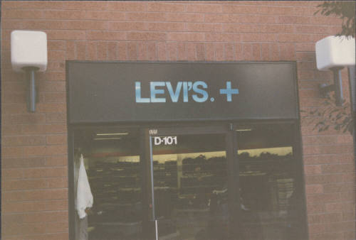 Levi's +    - 900 East University Drive, # D101,  Tempe,  Arizona