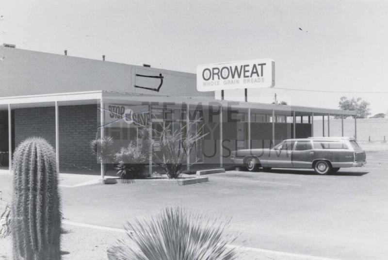 Orowheat Bakery Thrift Store - 1115 West Broadway Road, Tempe, Arizona
