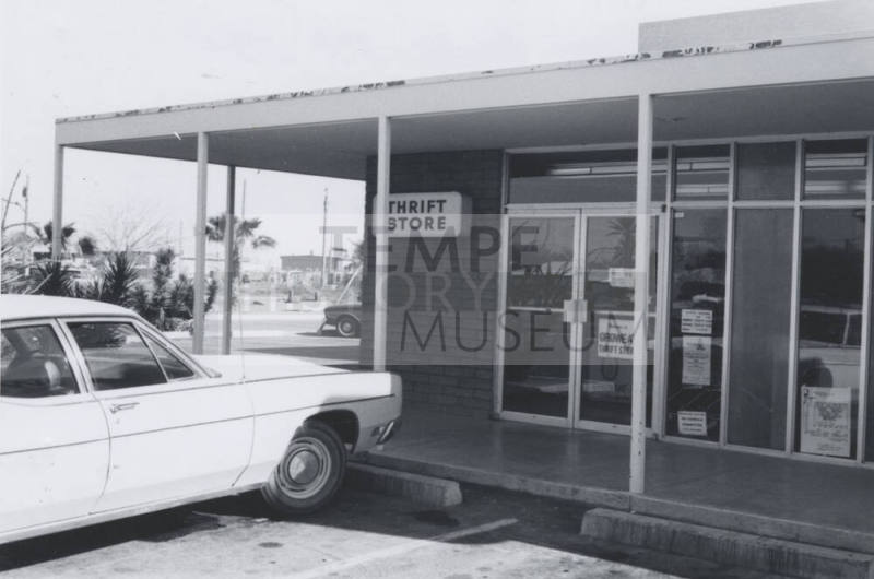 Orowheat Bakery Thrift Store - 1115 West Broadway Road, Tempe, Arizona