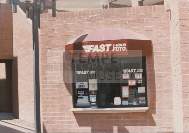 Fast 1 Hour Foto   -  914 East University Drive, Tempe,  Arizona