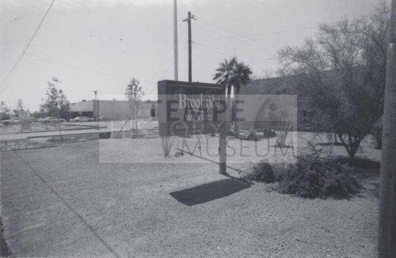 Brookside Winery - 1131 West Broadway Road, Tempe, Arizona