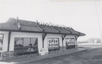 McDonald's Restaurant - 1325 West Broadway Road, Tempe, Arizona