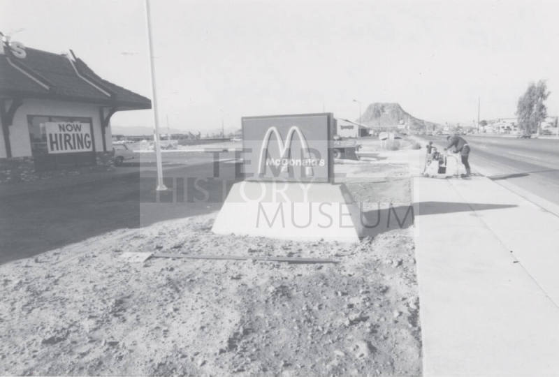McDonald's Restaurant - 1325 West Broadway Road, Tempe, Arizona